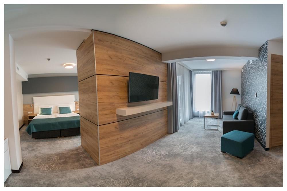 Hotel Limanova Limanowa Extérieur photo