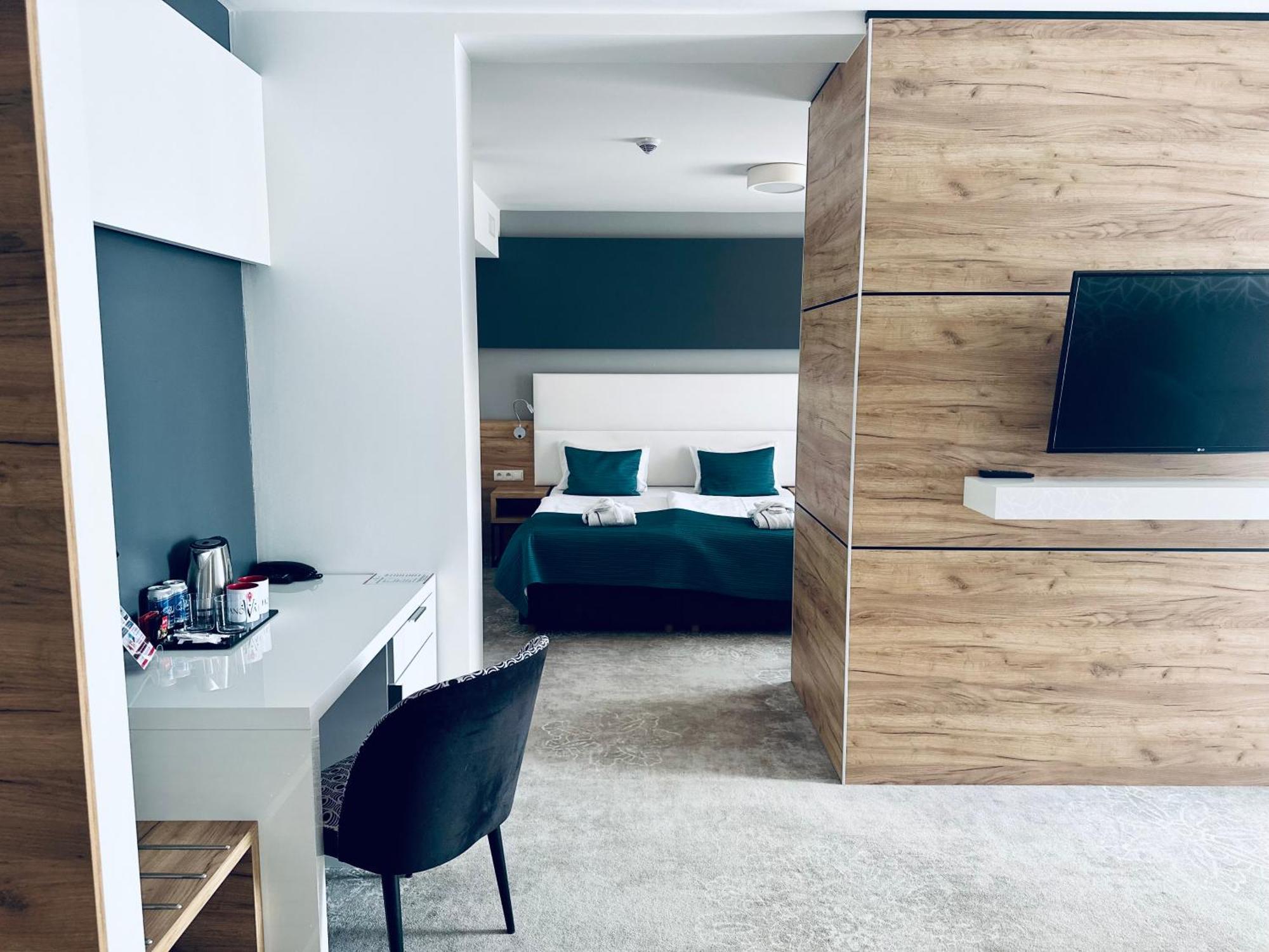 Hotel Limanova Limanowa Extérieur photo
