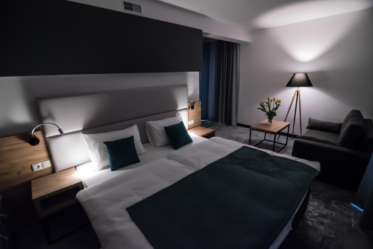 Hotel Limanova Limanowa Extérieur photo